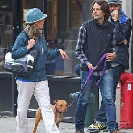 Selena Altschul is roaming around the city with her beau, Cooper Cox and their pet dog, Goude. How old is Altschul as of now?